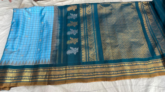 🍁Gadwal Pure Silk Butta Handloom With Blouse Sarees.