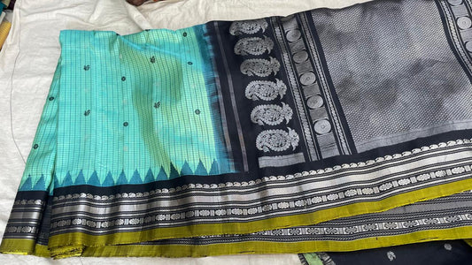 🍁Gadwal Pure Silk Butta Handloom With Blouse Sarees.