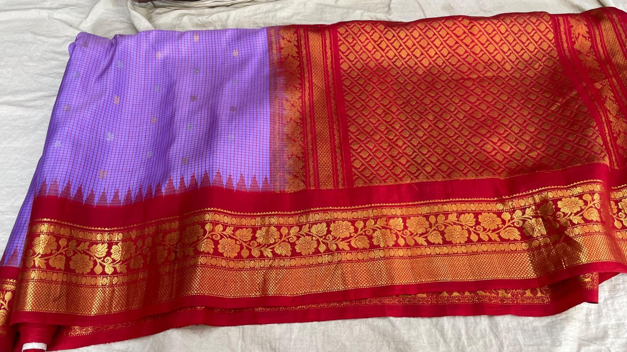 🍁Gadwal Pure Silk Butta Handloom With Blouse Sarees.