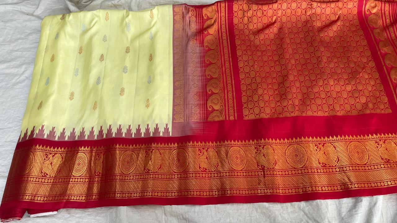 🍁Gadwal Pure Silk Butta Handloom With Blouse Sarees.