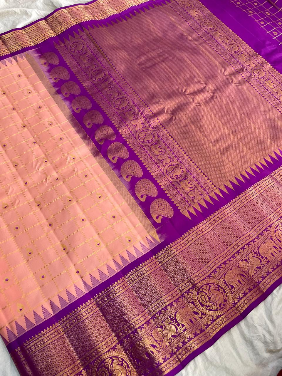 🍁Gadwal Pure Silk Butta Kanchi Border With Blouse Sarees.