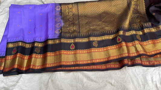 🍁Gadwal Pure Silk Border Butta With Blouse Sarees.