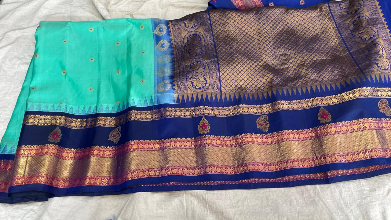 🍁Gadwal Pure Silk Border Butta With Blouse Sarees.