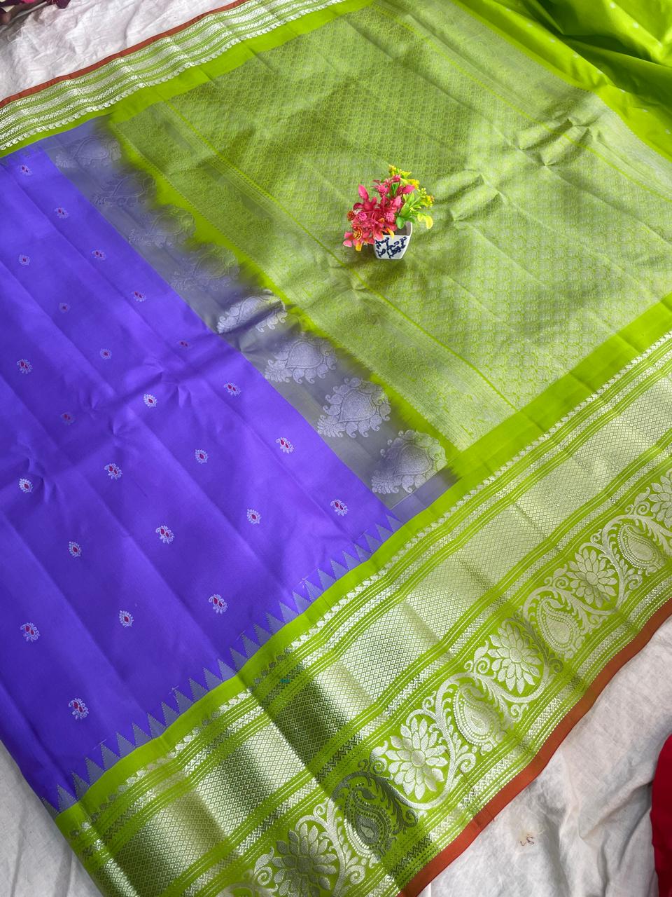 🍁Gadwal Pure Silk Kanchi Boder With Blouse Sarees.