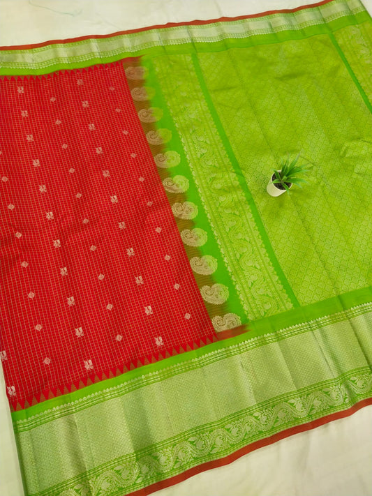 🍁Gadwal Pure Silk Butta Kanchi Boder With Blouse Sarees.