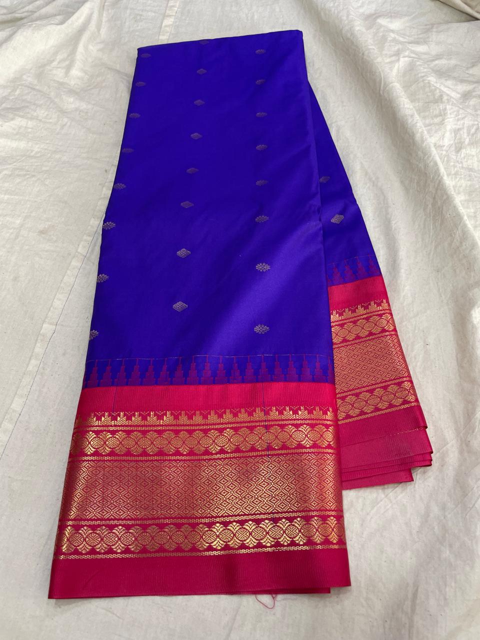 🍁Type: Gadwal Mixed Silk With Blouse Sarees.