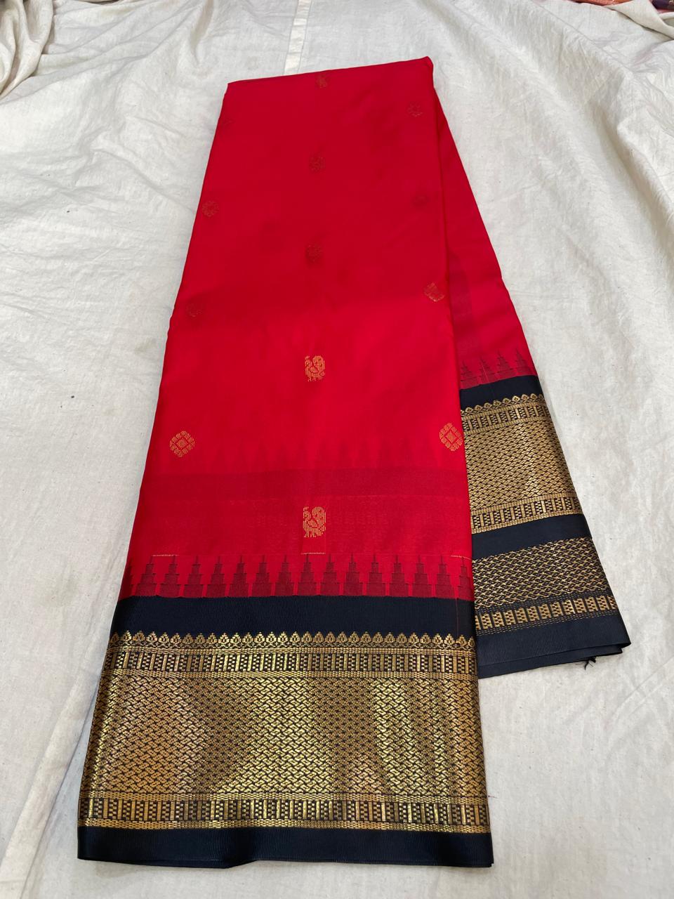 🍁Type: Gadwal Mixed Silk With Blouse Sarees.