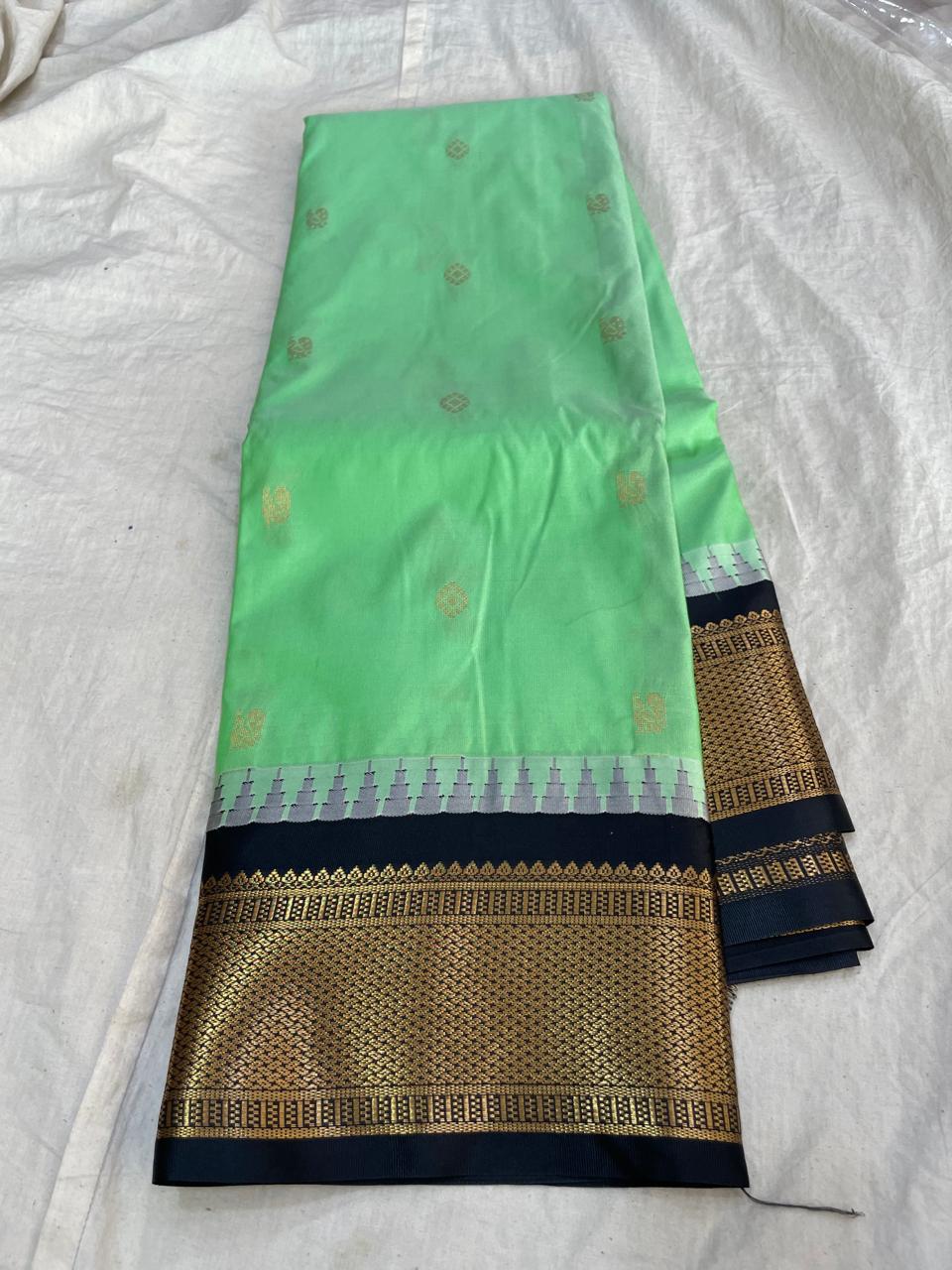 🍁Type: Gadwal Mixed Silk With Blouse Sarees.