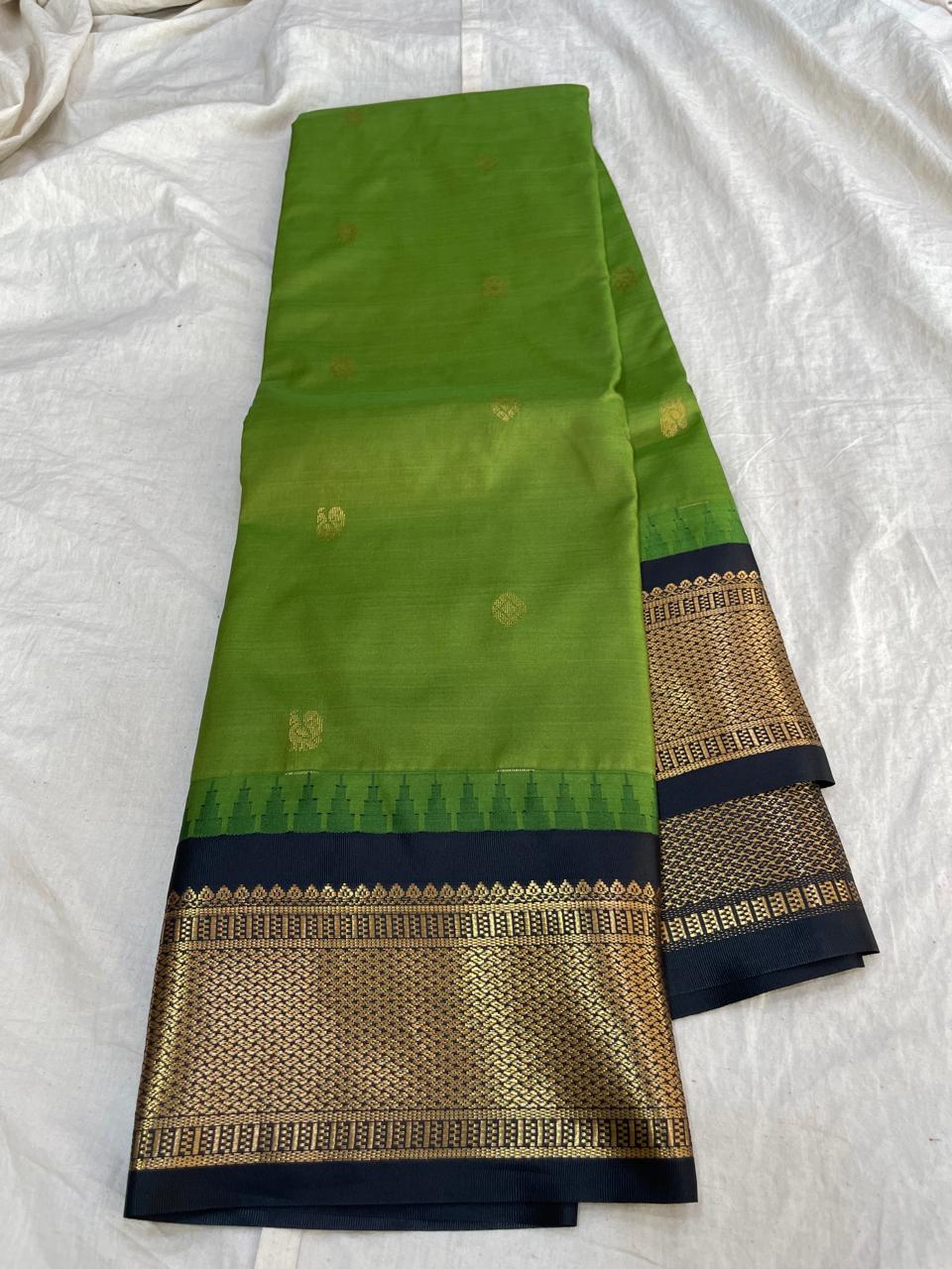 🍁Type: Gadwal Mixed Silk With Blouse Sarees.