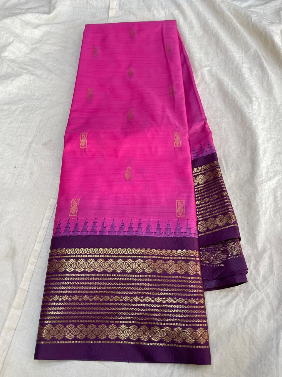 🍁Type: Gadwal Mixed Silk With Blouse Sarees.