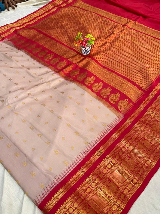 🍁Type: Gadwal Pure Pattu Kanchi Boder With Blouse Sarees.