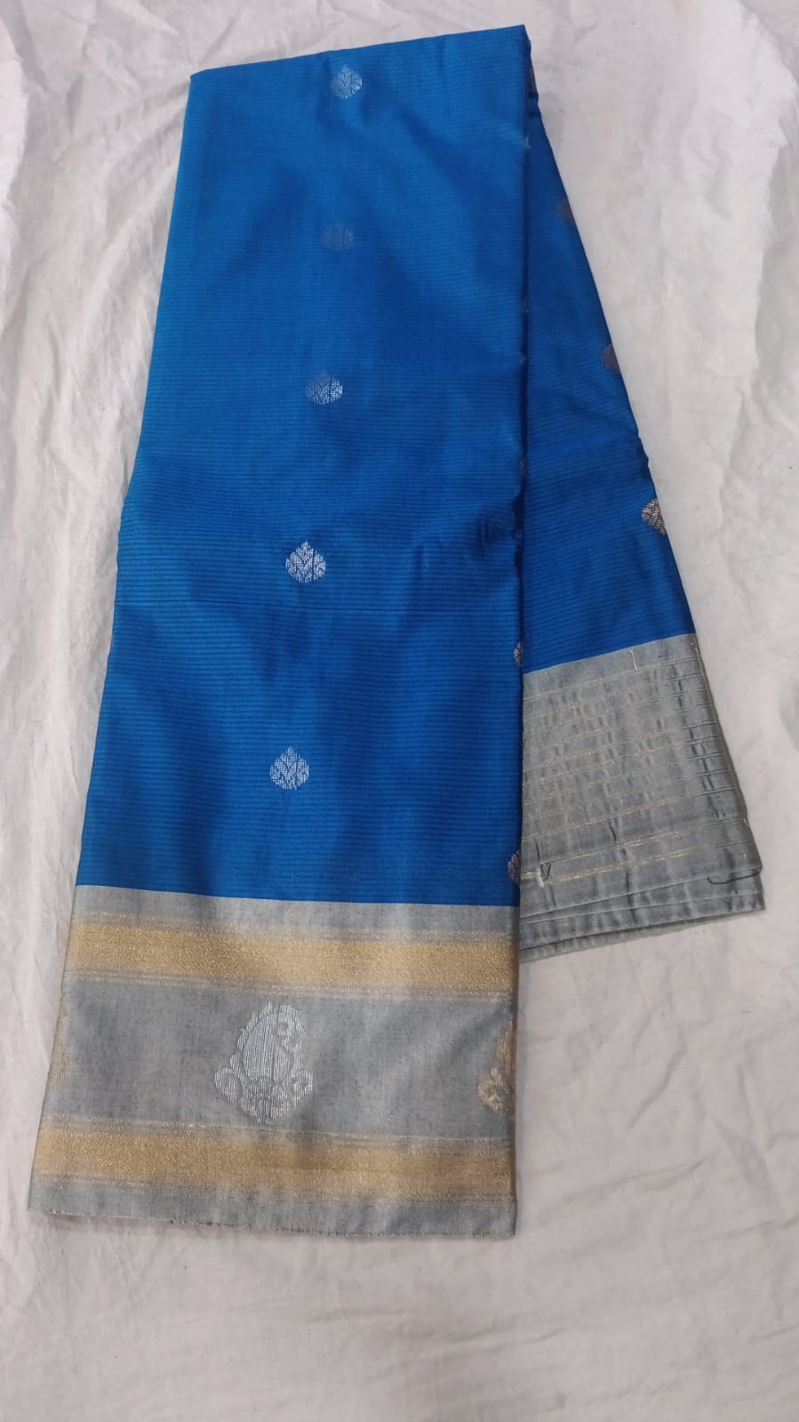 🌲Type: Gadwal Sico Cotton Boder Butta With Blouse Sarees.