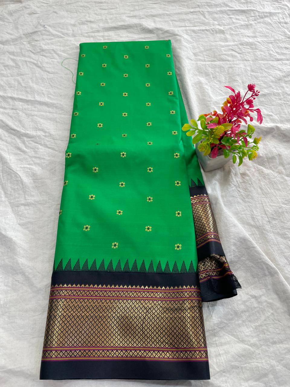 🍁Type: Gadwal Mixed Silk Paithani Pallu With Blouse Sarees.