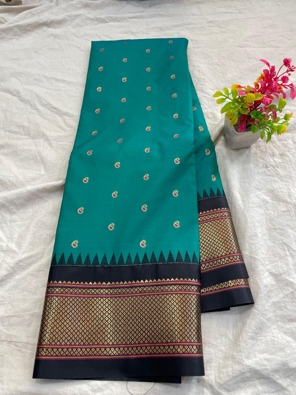 🍁Type: Gadwal Mixed Silk Paithani Pallu With Blouse Sarees.