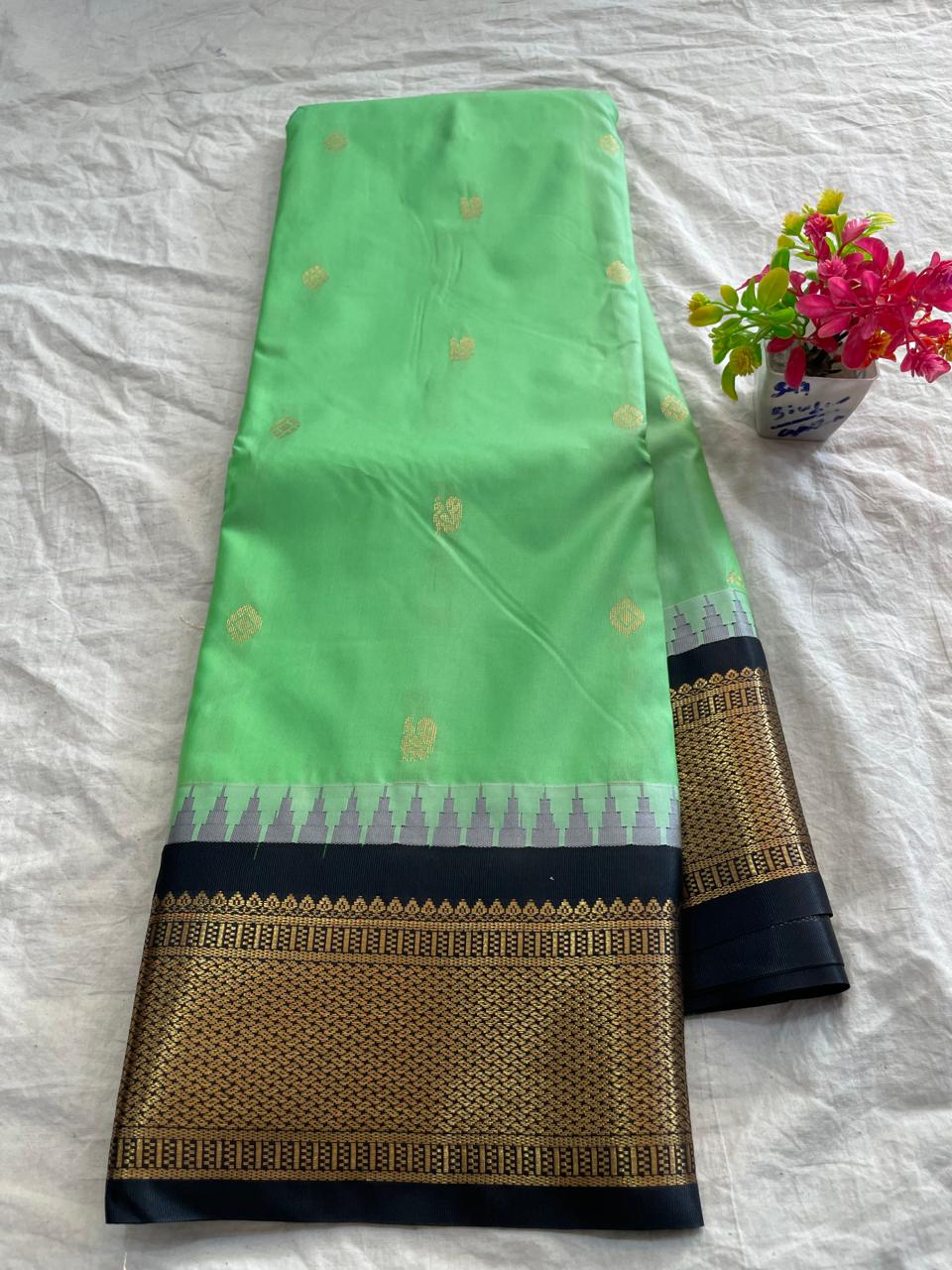 🍁Type: Gadwal Mixed Silk With Blouse Sarees.