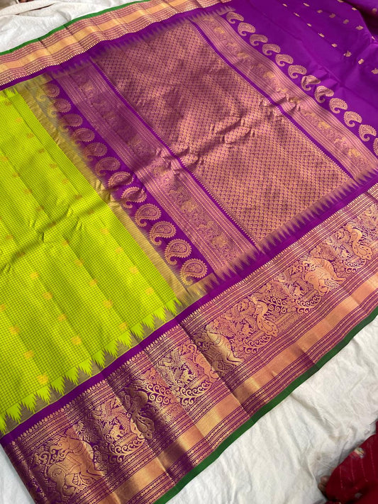 🍁Gadwal Pure Silk Butta Kanchi Border With Blouse Sarees.