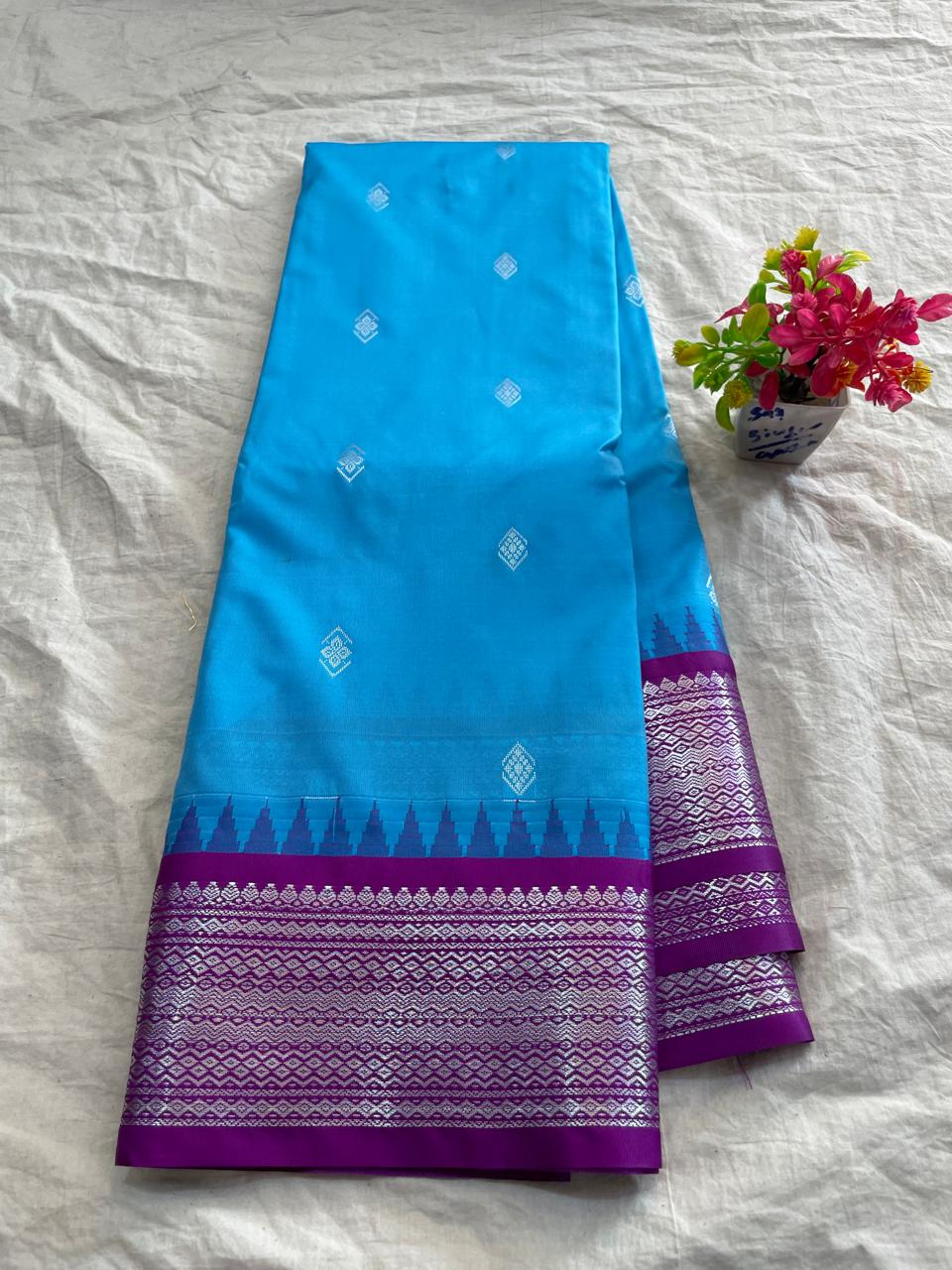 🍁Type: Gadwal Mixed Silk With Blouse Sarees.