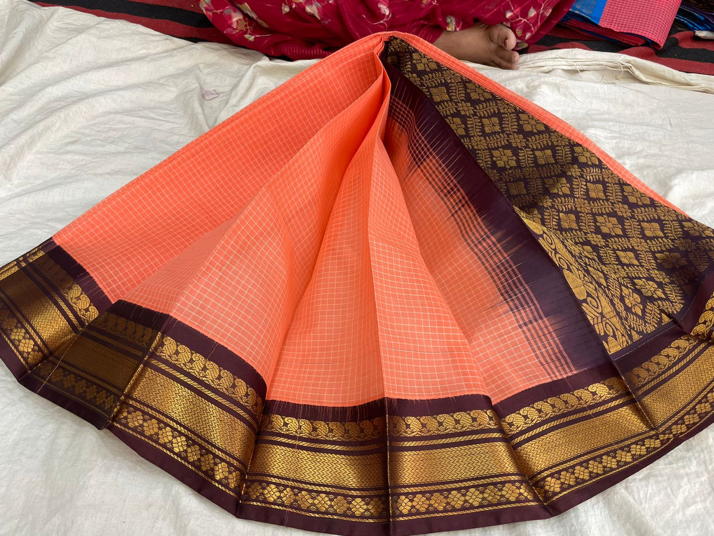 🍁Type: Gadwal Pure Cotton With Out Blouse Sarees.