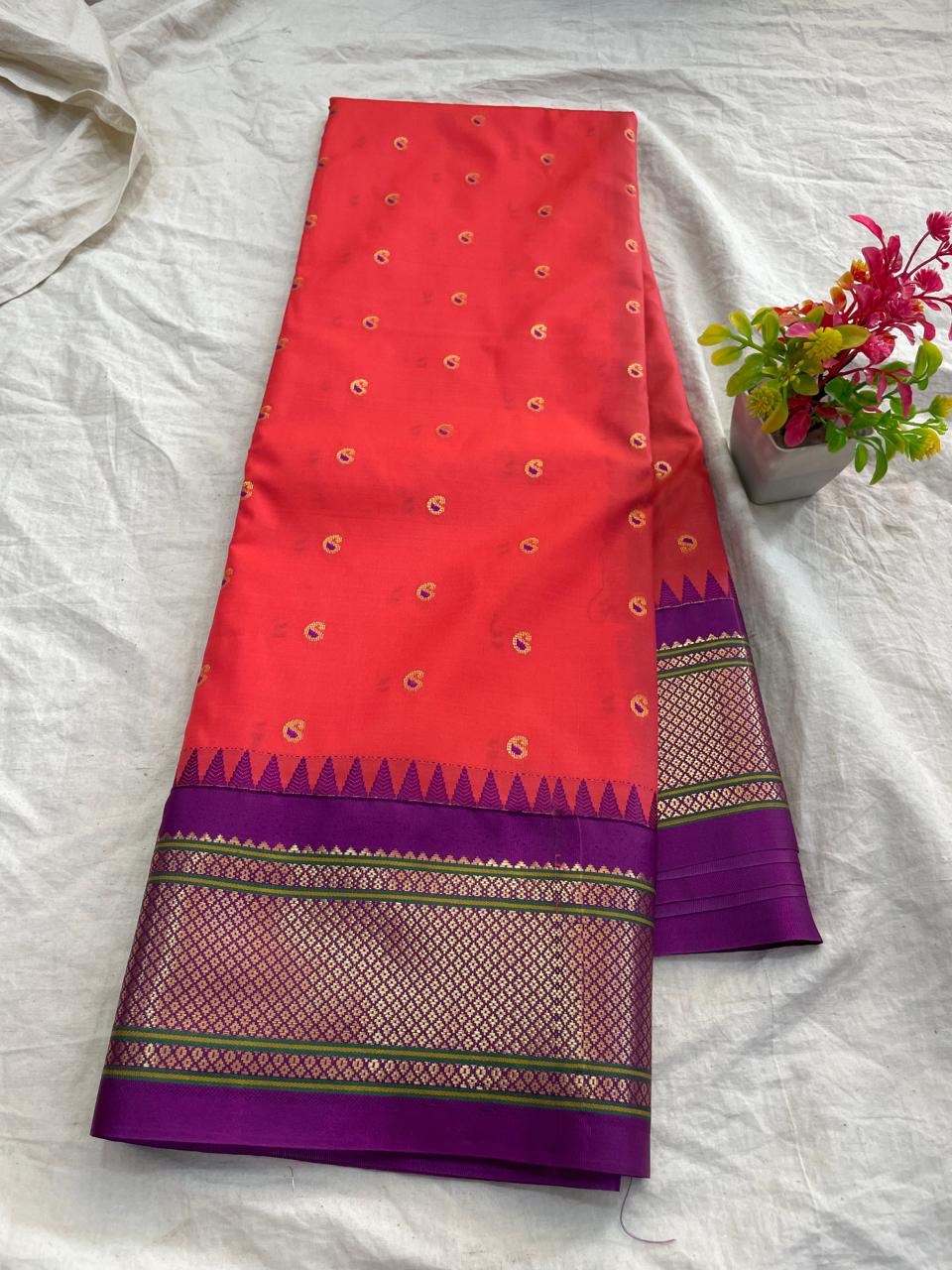 🍁Type: Gadwal Mixed Silk Paithani Pallu With Blouse Sarees.