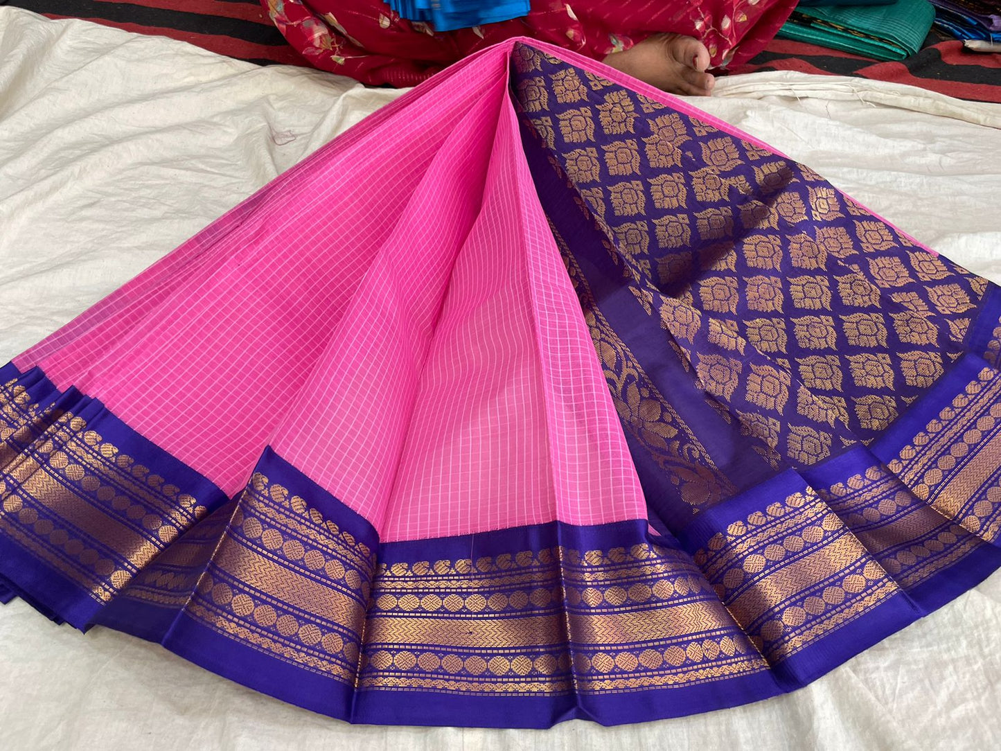 🍁Type: Gadwal Pure Cotton With Out Blouse Sarees.