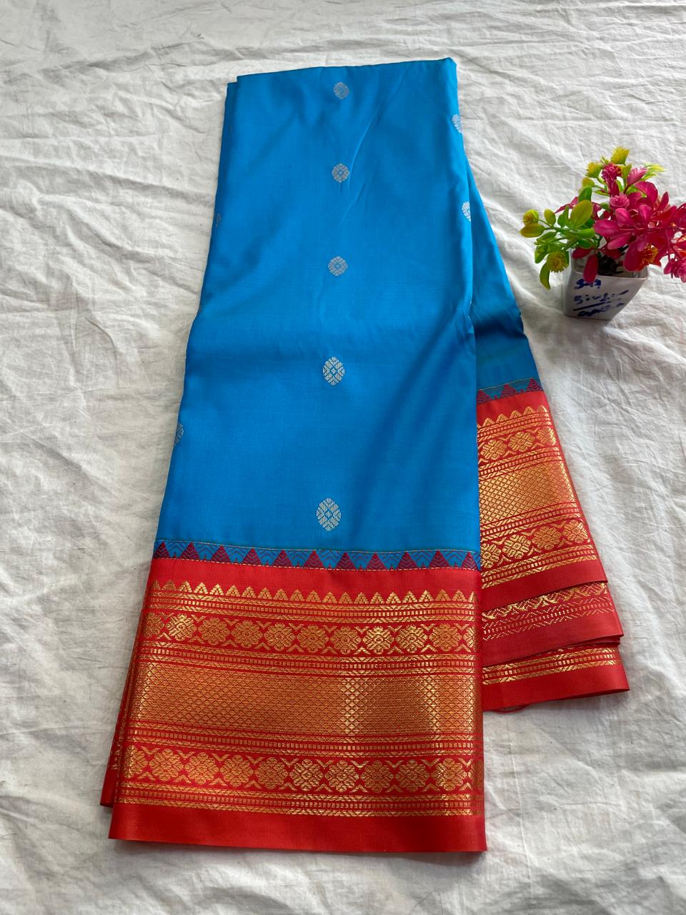 🍁Type: Gadwal Mixed Silk With Blouse Sarees.