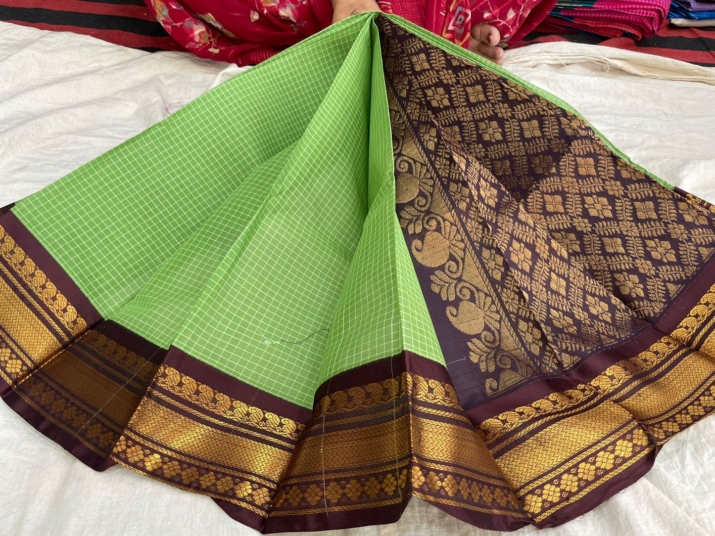 🍁Type: Gadwal Pure Cotton With Out Blouse Sarees.