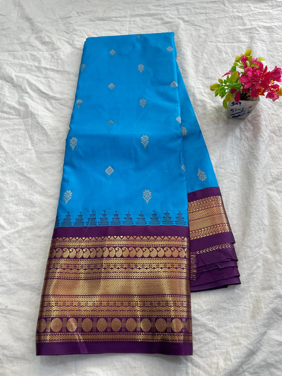 🍁Type: Gadwal Mixed Silk With Blouse Sarees.