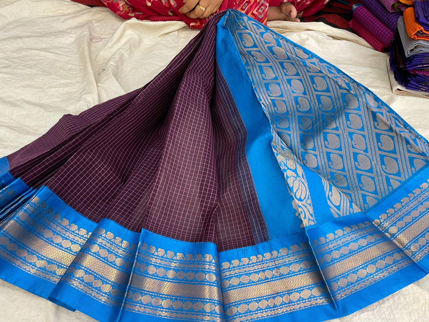 🍁Type: Gadwal Pure Cotton With Out Blouse Sarees.