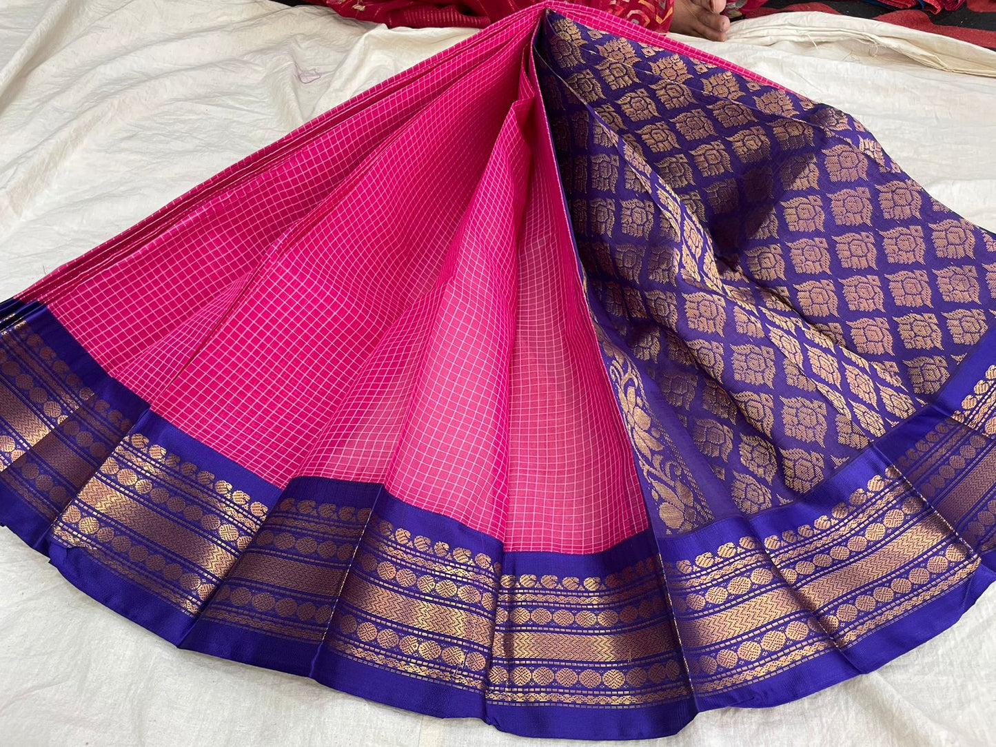 🍁Type: Gadwal Pure Cotton With Out Blouse Sarees.